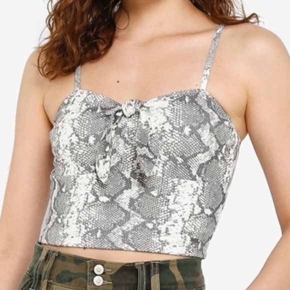 Hollister Tops - NWOT HOLLISTER SNAKESKIN TIE CROP TOP